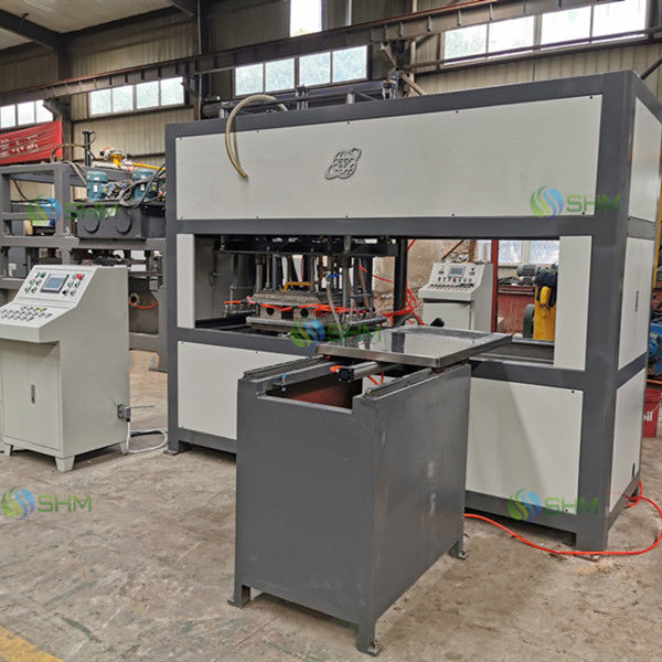 PLC-gecontroleerde papiergietmachine voor gieterij met warmpersapparatuur
